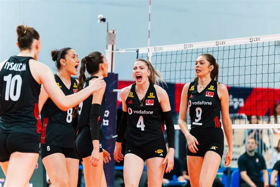 18 Yaş Altı Milli Kadın Voleybol Takımı finalde