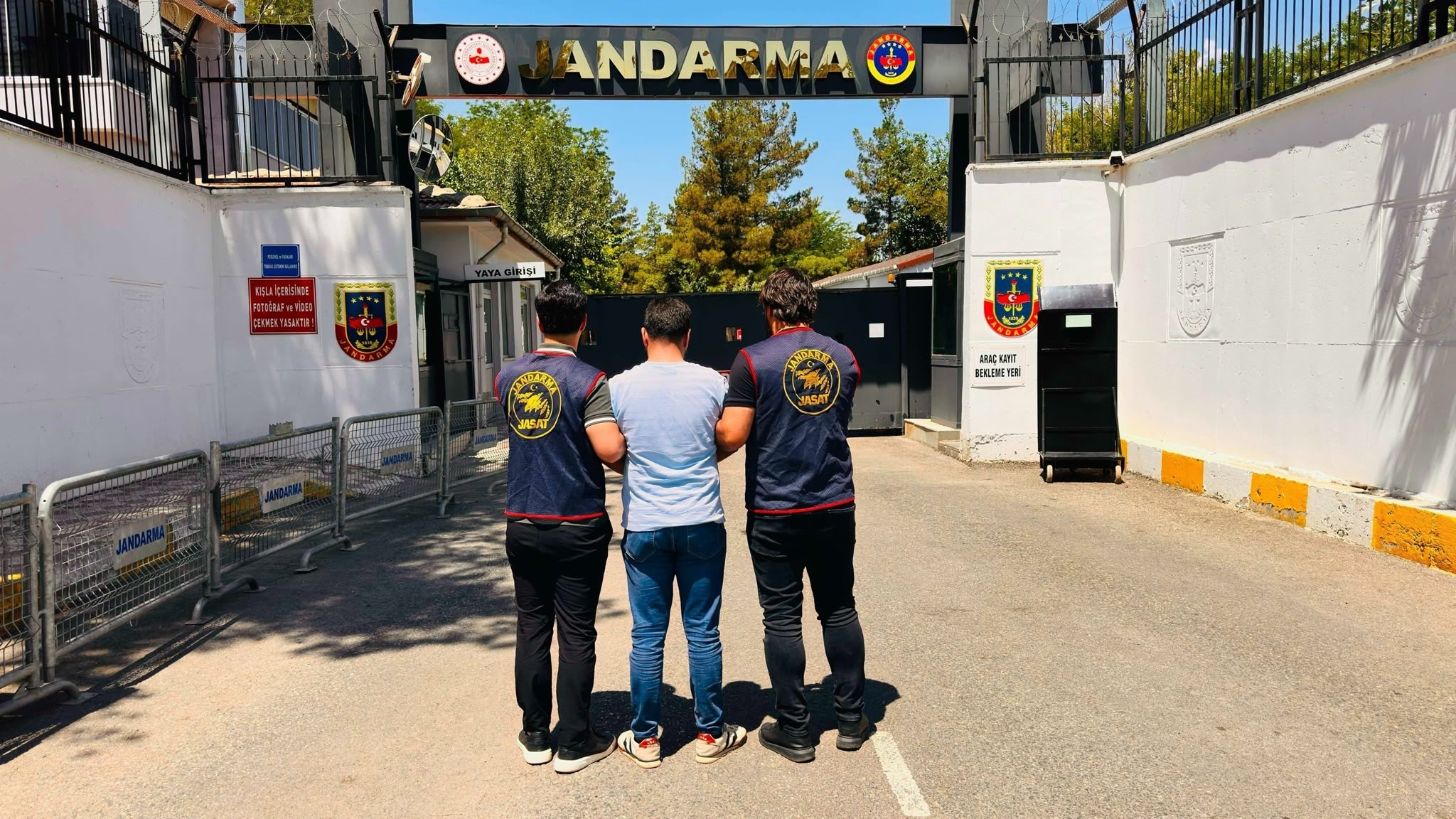 Diyarbakır'da 143 kişi JASAT tarafından yakalandı