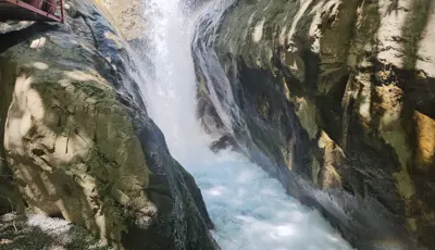 Sıcaktan bunalanlar buraya koşuyor. Serinlemek isteyenlerin uğrak noktası