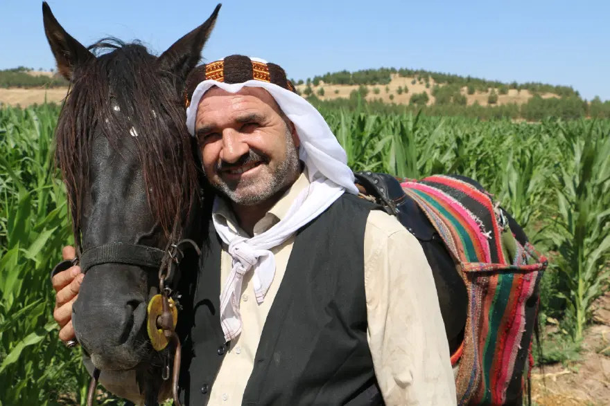 46 yıldır kimsenin yapamadığını yapıyor. 40 derece sıcakta çalışanların tek umudu 1 46 yıldır kimsenin yapamadığını yapıyor. 40 derece sıcakta çalışanların tek umudu 1