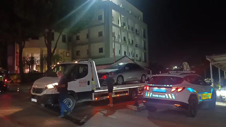 Belediyeye gece yarısı haciz operasyonu: Arabalar yediemine çekildi 