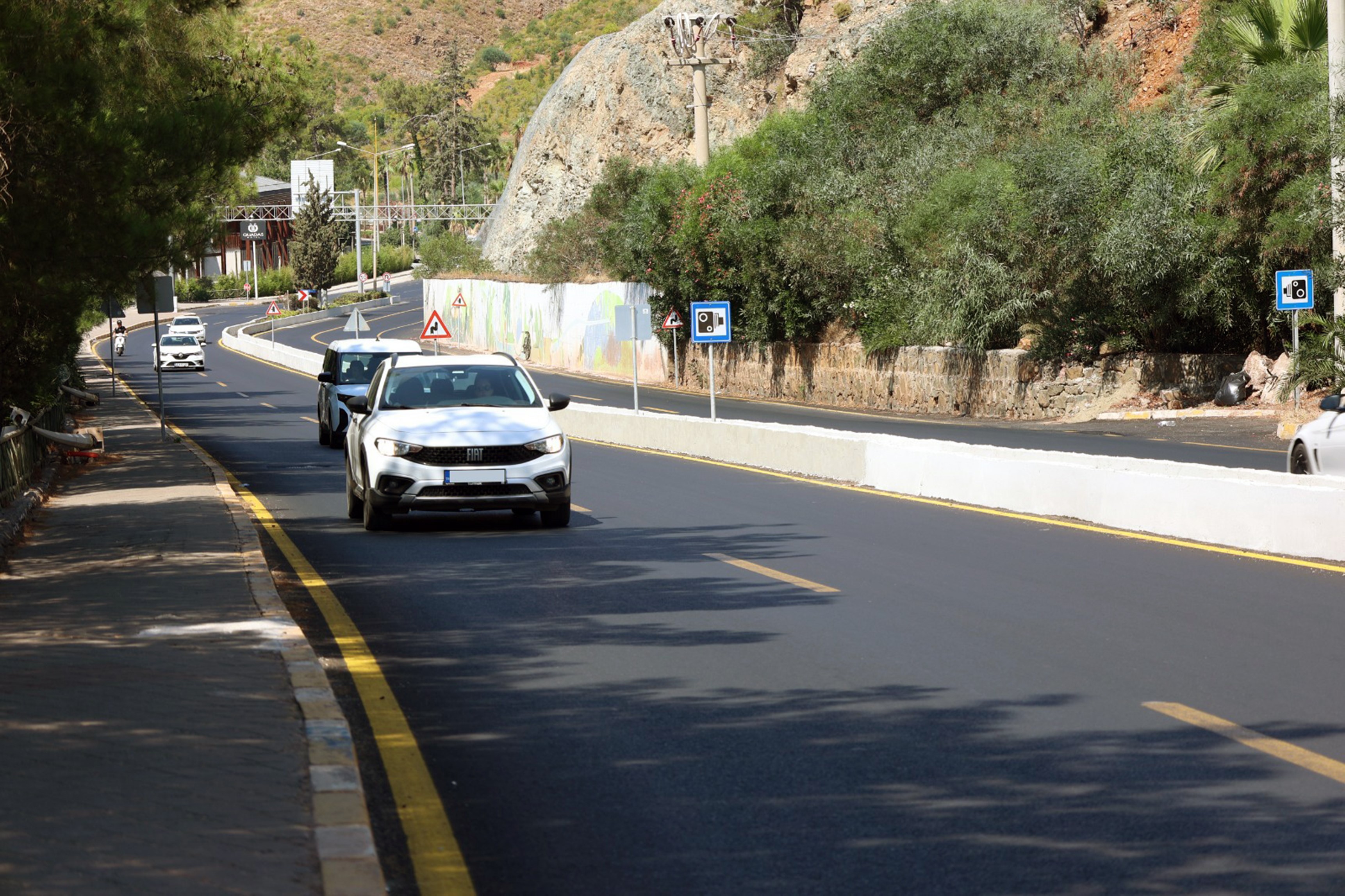 Marmaris'te ormana sigara atan sürücüye ceza