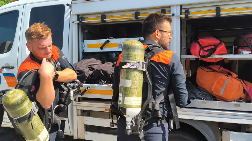 Otel odasında sır ölüm. AFAD ekipleri çağrıldı, içeri oksijen tüpü ve maskeyle girdiler 