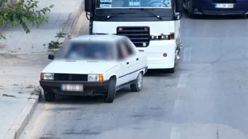 Trafik uygulamasını fark eden ehliyetsiz sürücünün kaçış planını dron bozdu