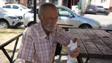 34 yıl sonra su içmeye başladı, bu kez de yemek yiyemiyor