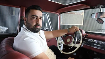 Bir kentte tek. 59 yaşındaki klasik aracına gözü gibi bakıyor