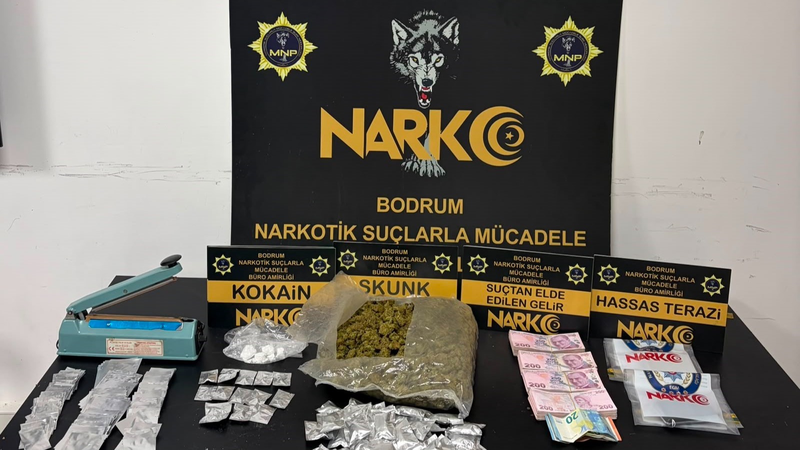 Muğla'da uyuşturucu satıcılarına operasyon. 3 şüpheli gözaltına alındı