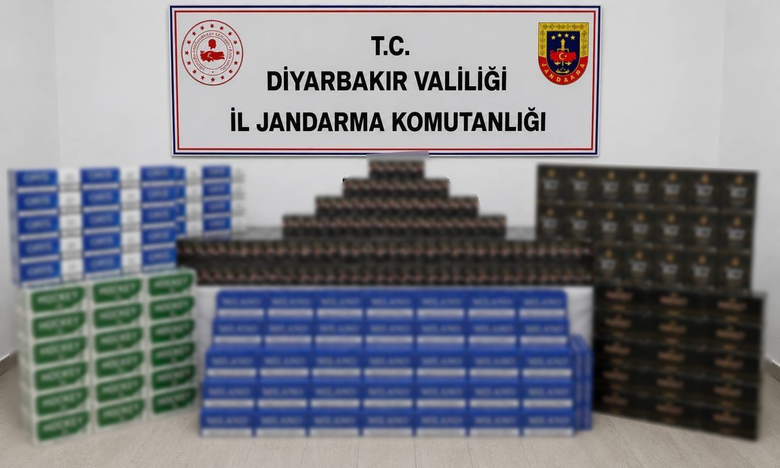 Diyarbakır'da kaçakçılık operasyonu. 35 kişiye işlem