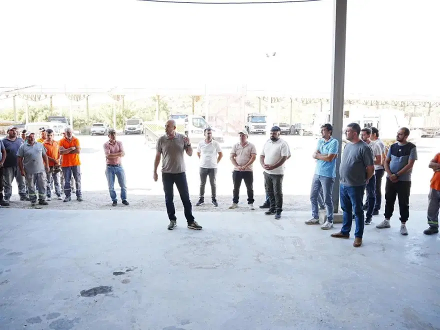 Mesai saatlerine sıcak hava düzenlemesi. Öğlen 14.00'te paydos edecekler 3