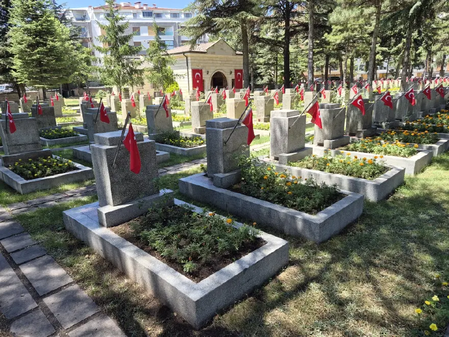"SENİ RÜYAMDA BİLE GÖREMİYORUM" 1
