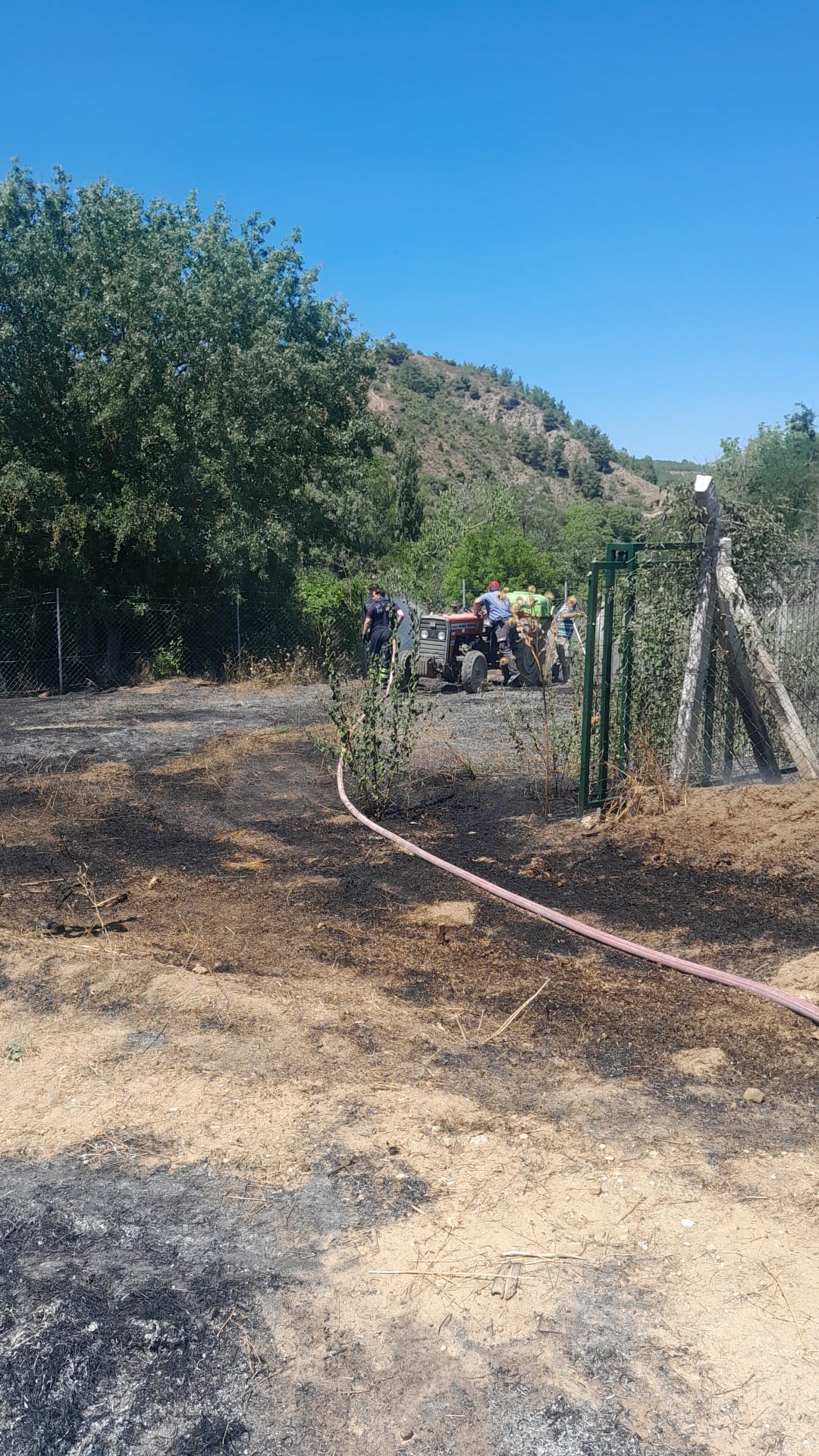 Bilecik'te otluk alanda yangın çıktı