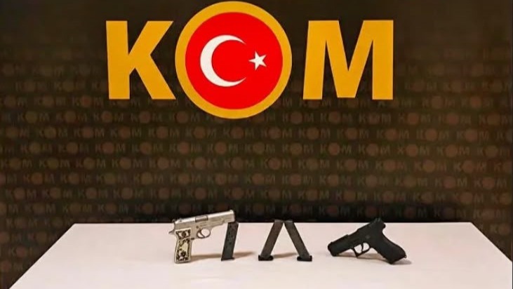 Bayburt'ta kaçakçılık operasyonu. 8 şüpheliye yakalandı