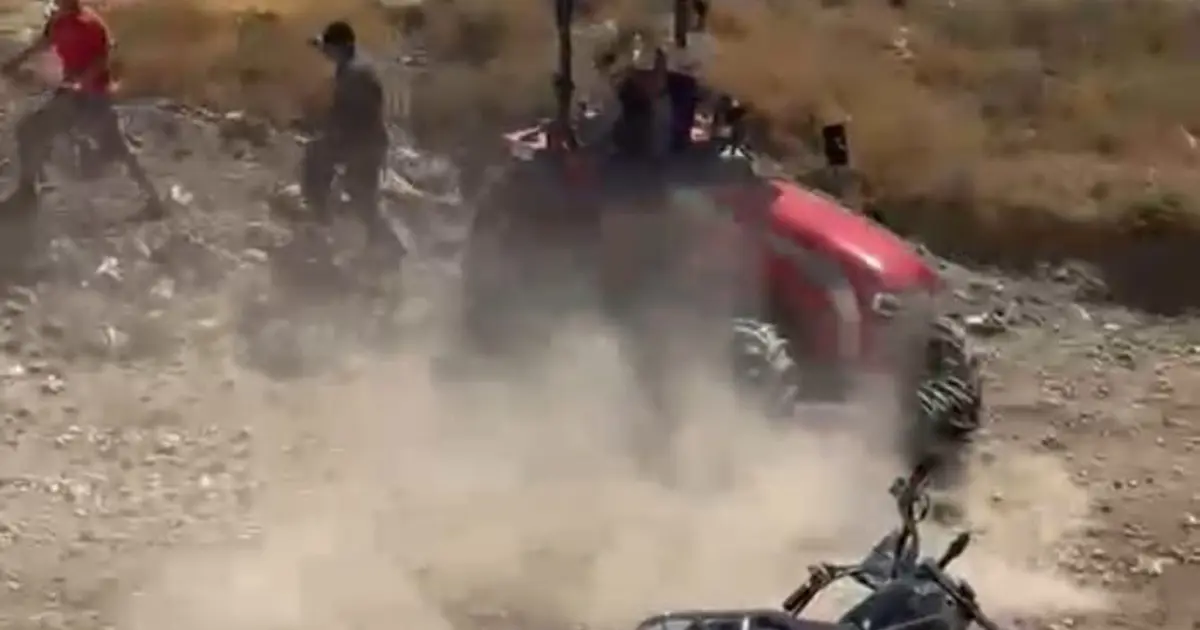 Hayvan otlatma kavgası. Tartıştığı kişilerin üzerine traktör sürdü