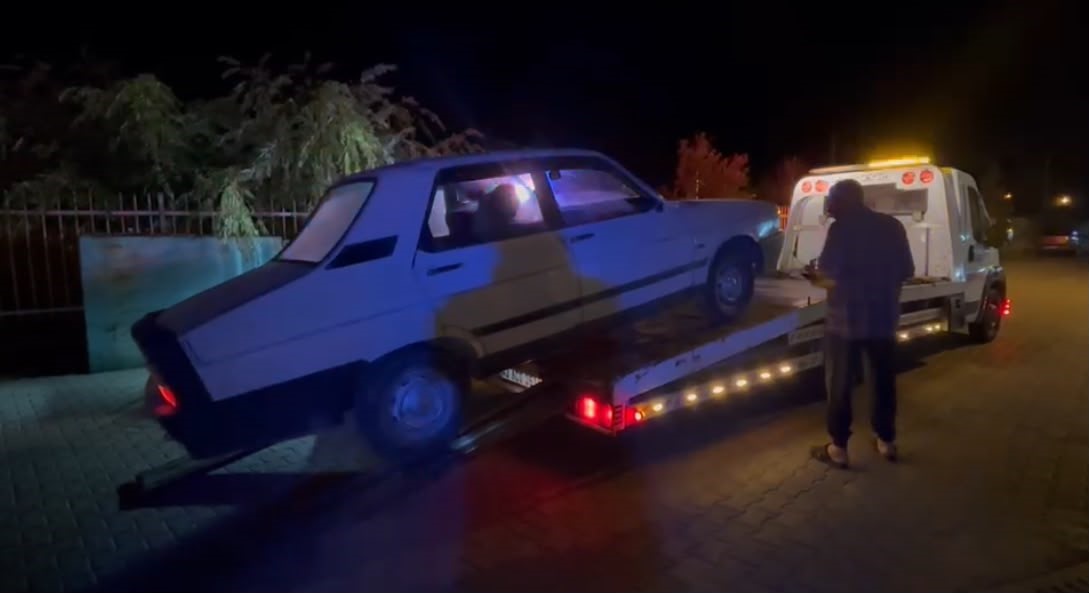 Yayaya çarpıp otomobilini bırakarak kaçtı, yakalandı