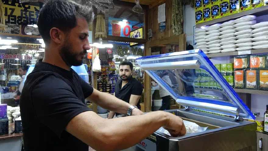 Talep arttı, vakumlayarak diğer illere gönderiyorlar. Kilosu 650 liraya kadar çıkıyor 2