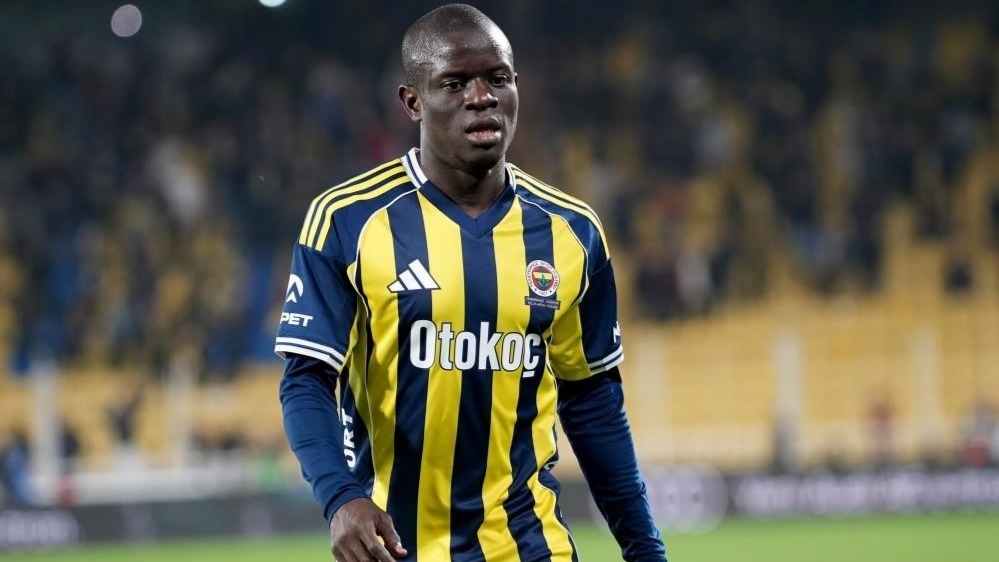 Fenerbahçe, Şampiyonlar Ligi kadrosunda değişikliğe gitti