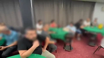 Düğün salonunda elektrik düğmesine basınca ortaya çıktı. Gizli geçitle ulaşılıyor