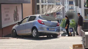 Navigasyon yanlış yola soktu, merdivenden uçuyordu