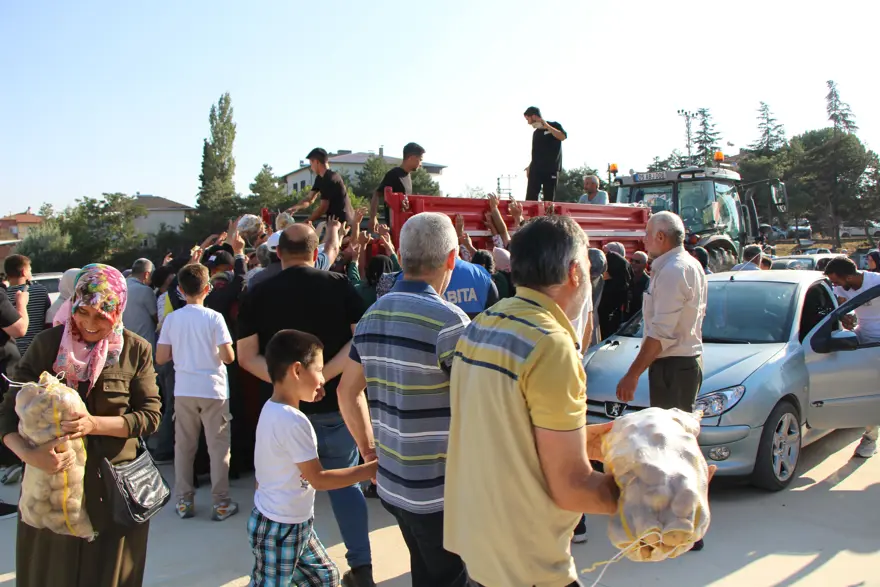 150 bin TL'ye satabilirdi, ücretsiz dağıttı 1