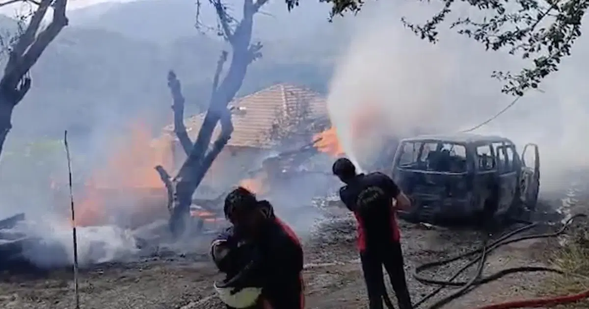 Komşusunu öldürdü, cinayetten sonra evini ve aracını yaktı