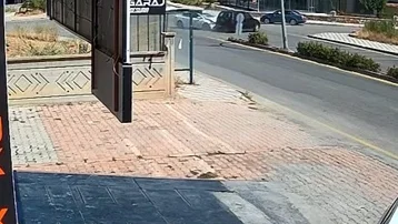 Bu bulvarda haftada 4-5 kaza oluyor, esnaf tedirgin