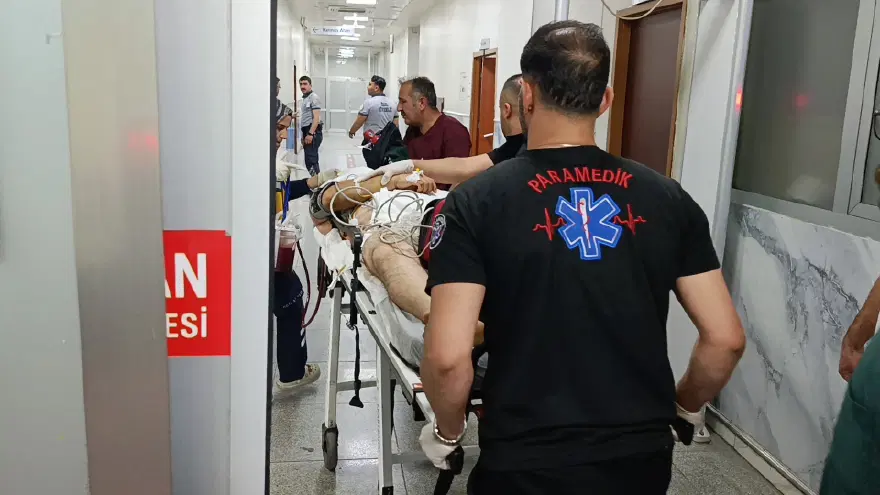 Cinsel istismar şüphelisine hastane bahçesinde infaz 4 Cinsel istismar şüphelisine hastane bahçesinde infaz 4