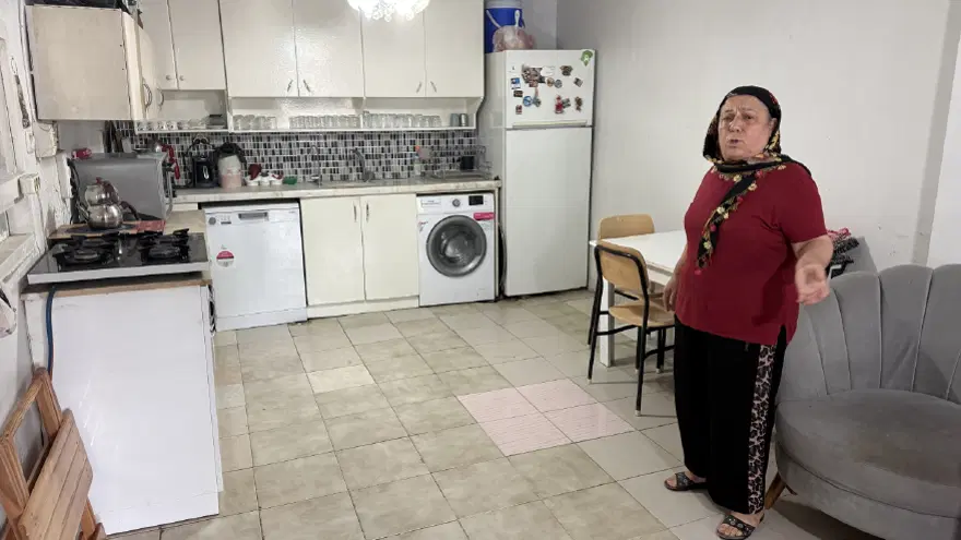 95 yaşındaki Türkan teyzeye 17 milyonluk miras tuzağı. Anne kız yüzleşti, "13 milyonu yeğenim harcadı" 1 95 yaşındaki Türkan teyzeye 17 milyonluk miras tuzağı. Anne kız yüzleşti, "13 milyonu yeğenim harcadı" 1