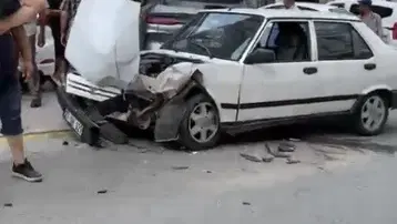 Osmaniye’de iki otomobil çarpıştı: 2 yaralı