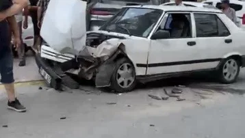 Osmaniye’de iki otomobil çarpıştı: 2 yaralı