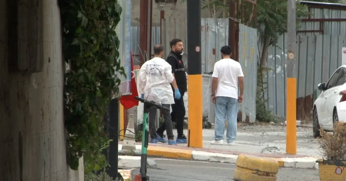 Polise bıçakla saldırmaya çalışan şüpheli ayağından vuruldu