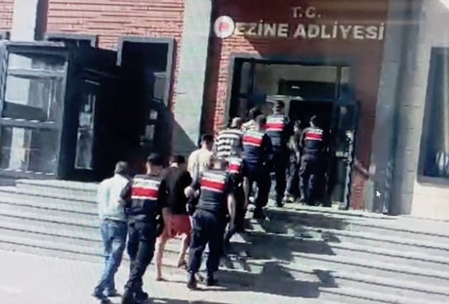 Çanakkale’de 59 düzensiz göçmen yakalandı