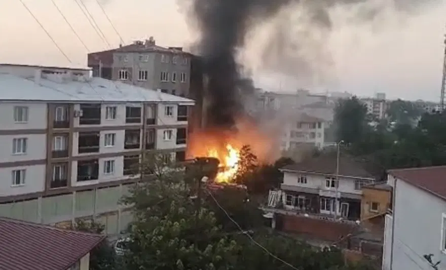Tüpgaz bayisinde tüpler peş peşe patladı Tüpgaz bayisinde tüpler peş peşe patladı