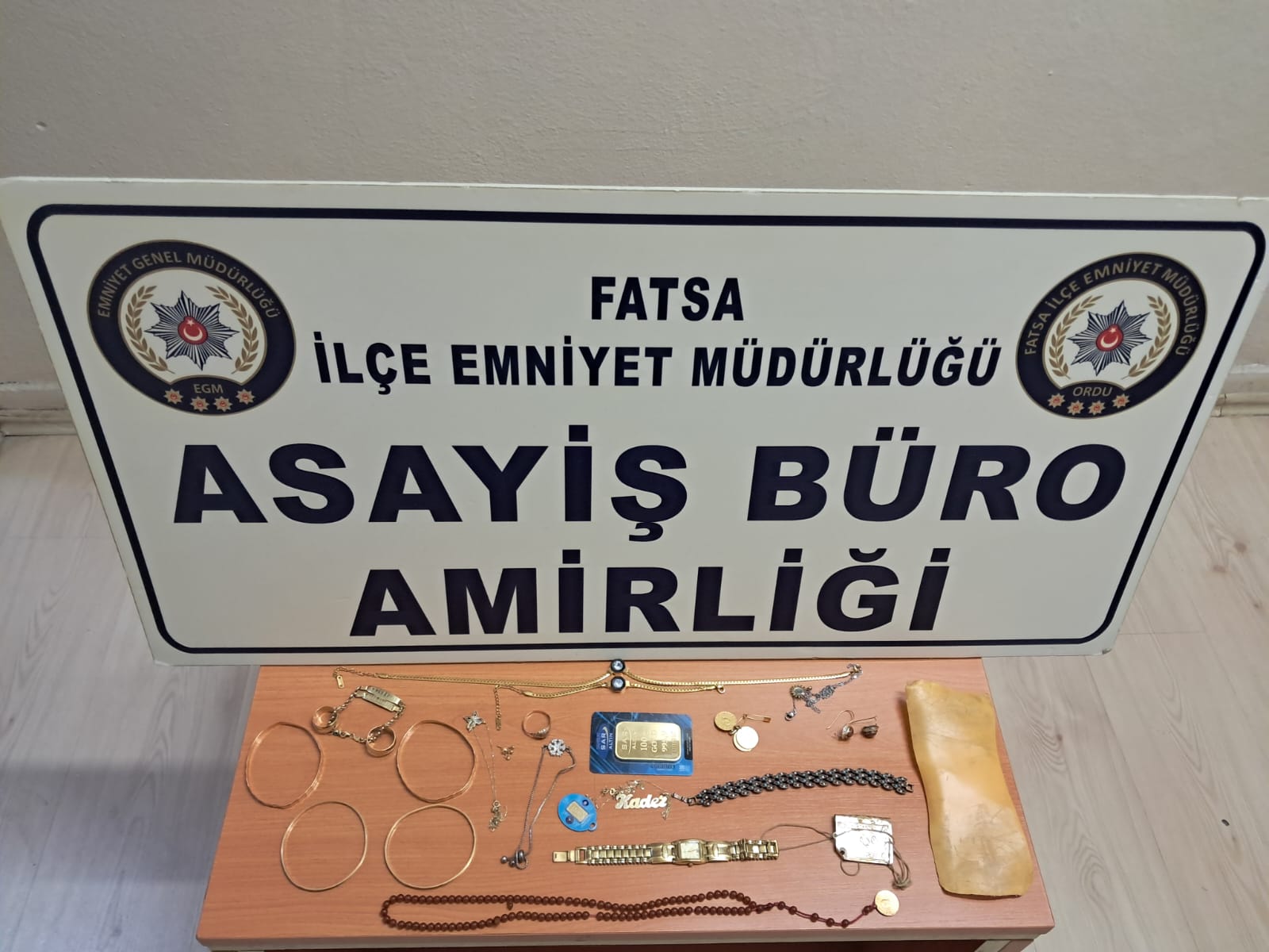 Ordu'da 1,2 milyon liralık altın hırsızlığına 4 gözaltı