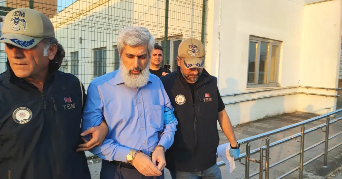 Alparslan Kuytul'un gözaltına alınma anları