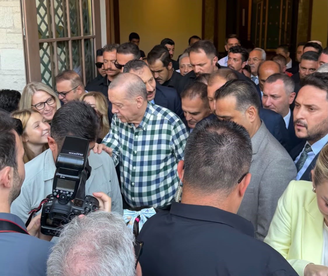 Cumhurbaşkanı Erdoğan Marmaris’te vatandaşlarla bir araya geldi