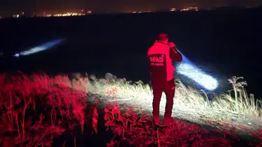 Van Gölü'nde kaybolan kadın balıkçılar tarafından kurtarıldı