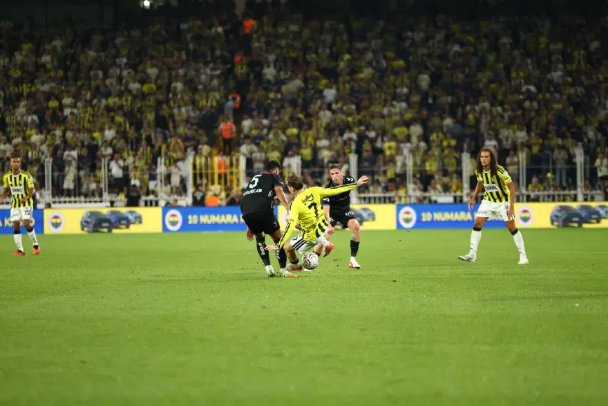 KEREM GOLLE BURUN BURUNA
