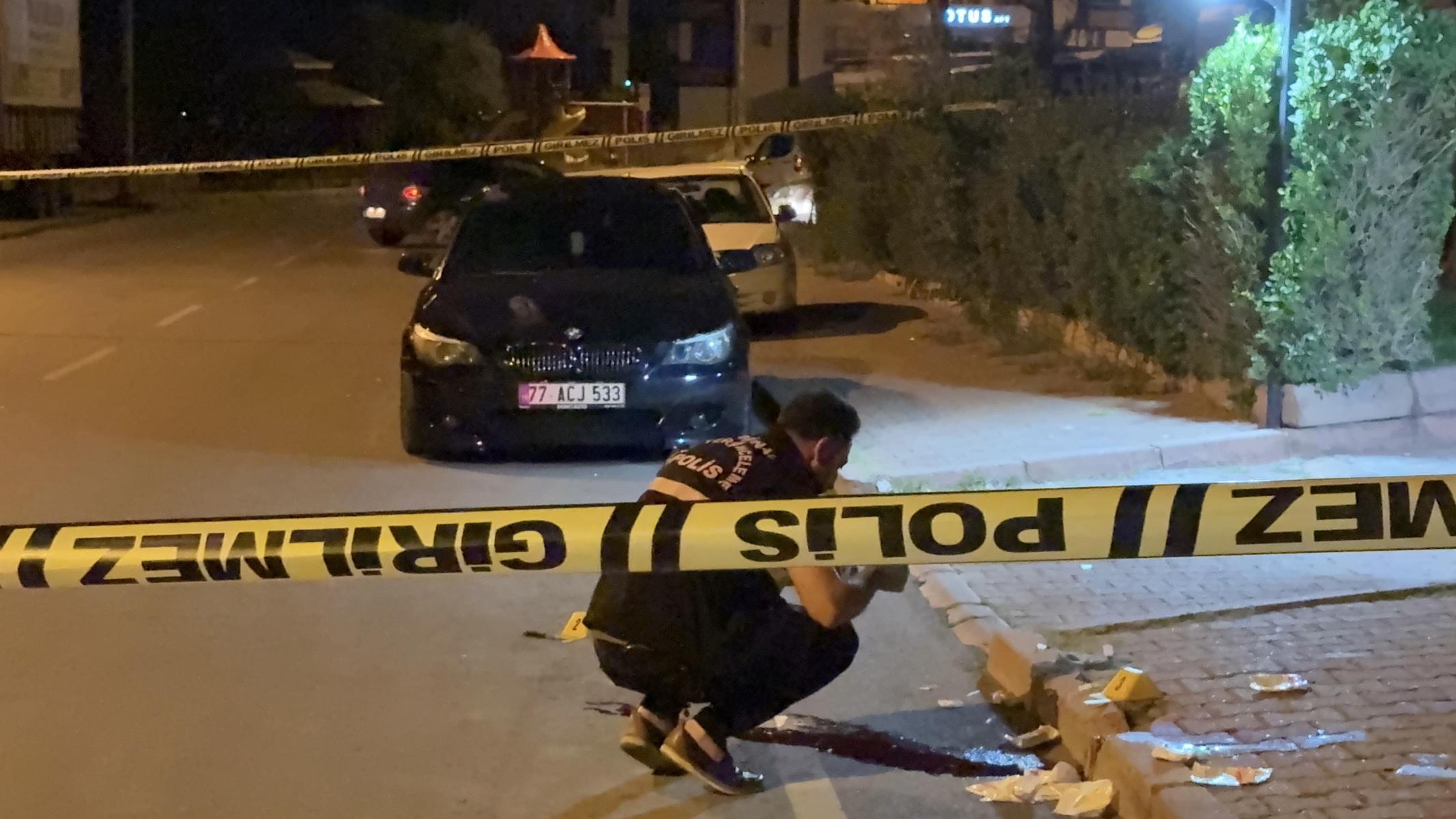 Baba-oğul arasında sigara parası kavgası. Birbirlerini bıçakla yaraladılar