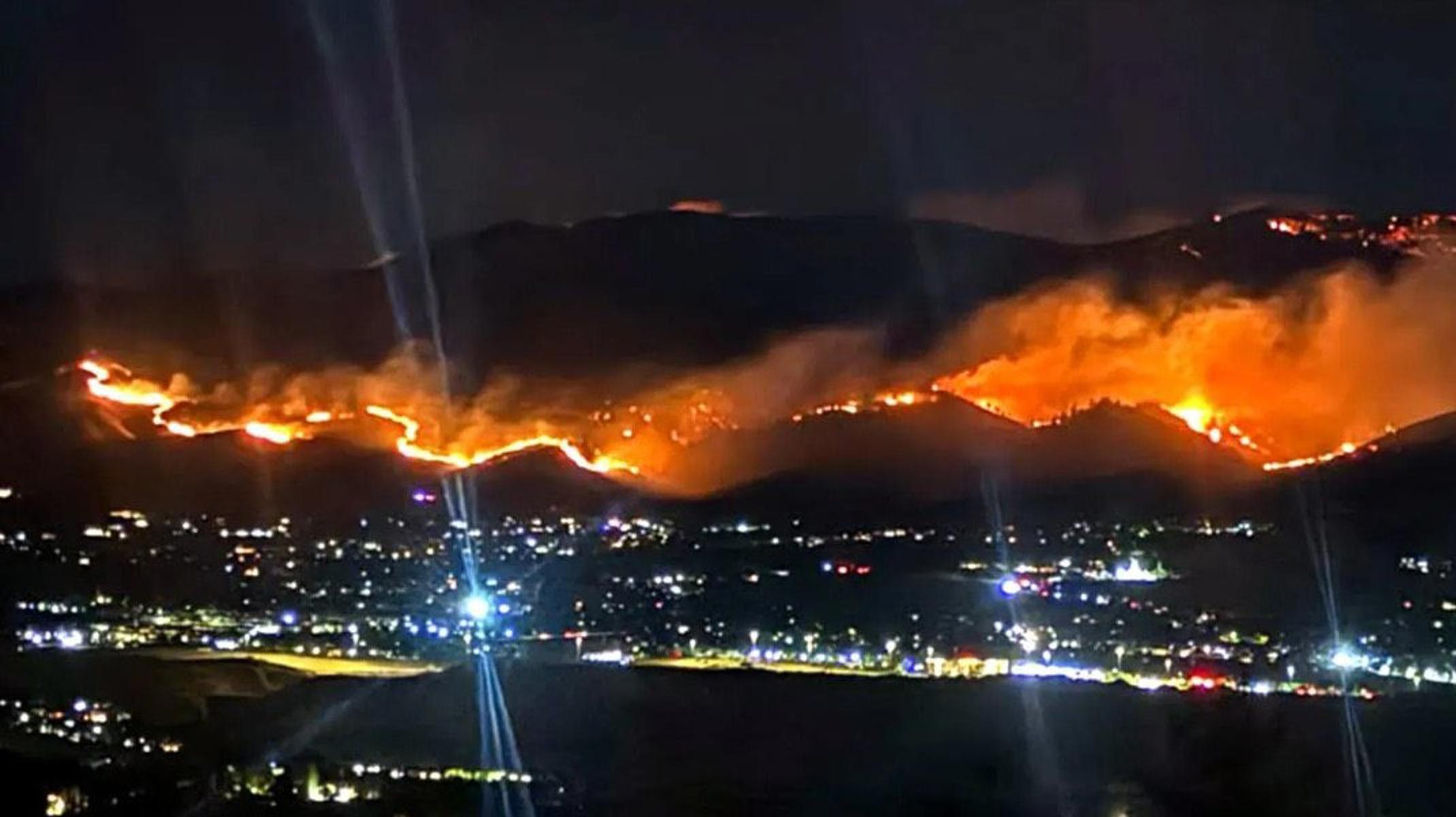 ABD’nin Nevada eyaletinde orman yangını: 87 bin kişi tahliye edildi