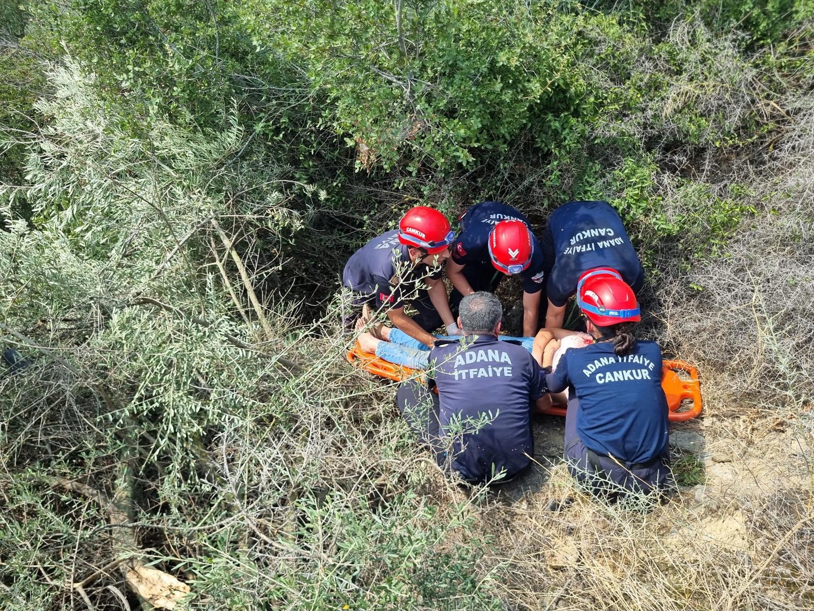 Otomobil uçuruma yuvarlandı, genç kadın hayatını kaybetti