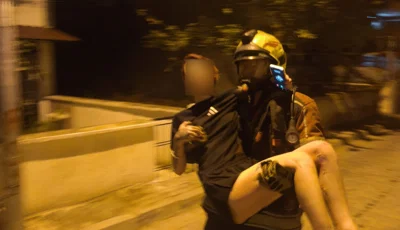 Yangında eşi ölmüştü. Cinayet şüphesiyle gözaltı kararı alındıYangın öncesi çığlık sesleri duyulduğu iddia edilirken, evin önünde para ve ziynet eşyalarının bulunduğu çanta ile kilitli mutfak kapısı soruşturmanın seyrini değiştirdi.
