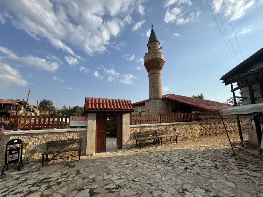 Hiçbir yerde beton yok. 55 kişilik köye 100 bin turist geldi 4