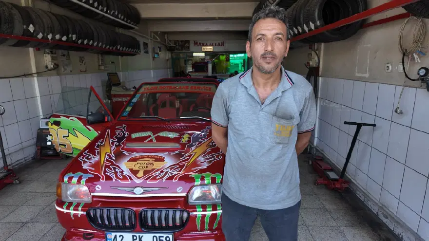 Arabaya "Şimşek McQueen" dedi ama onun bundan haberi yok 3 Arabaya "Şimşek McQueen" dedi ama onun bundan haberi yok 3