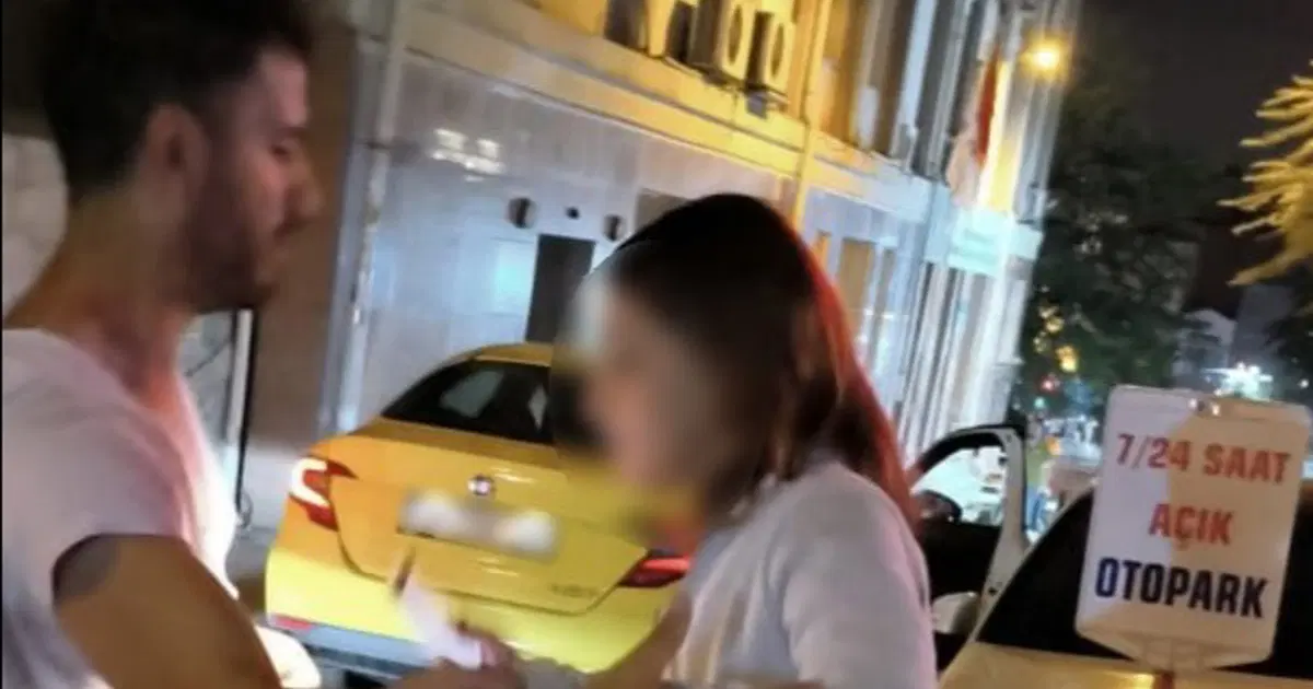 Kanadalı turisti takside bıçaklayıp POS cihazıyla soydular