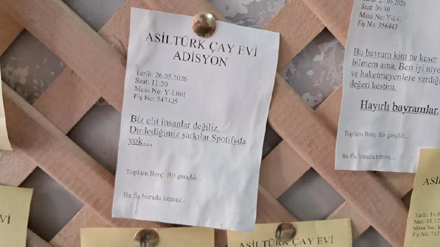 Adisyonları değiştirdi. Her fişte farklı mesaj var 3 Adisyonları değiştirdi. Her fişte farklı mesaj var 3