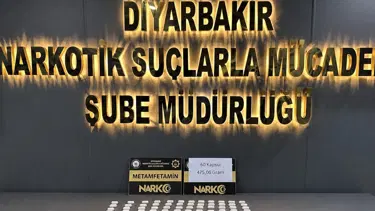 İranlı şüphelinin midesinden 60 kapsül uyuşturucu madde çıktı. 4 kişi tutuklandı