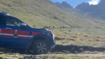 Kaçkarlar’da yönünü kaybeden İngiliz turist için kurtarma çalışması