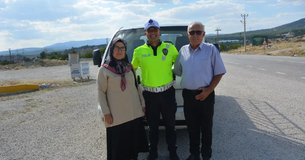 Polis, eşini yolda bırakan adama bulaşık yıkama cezası verdi