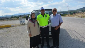 Polis, eşini yolda bırakan adama bulaşık yıkama cezası verdi