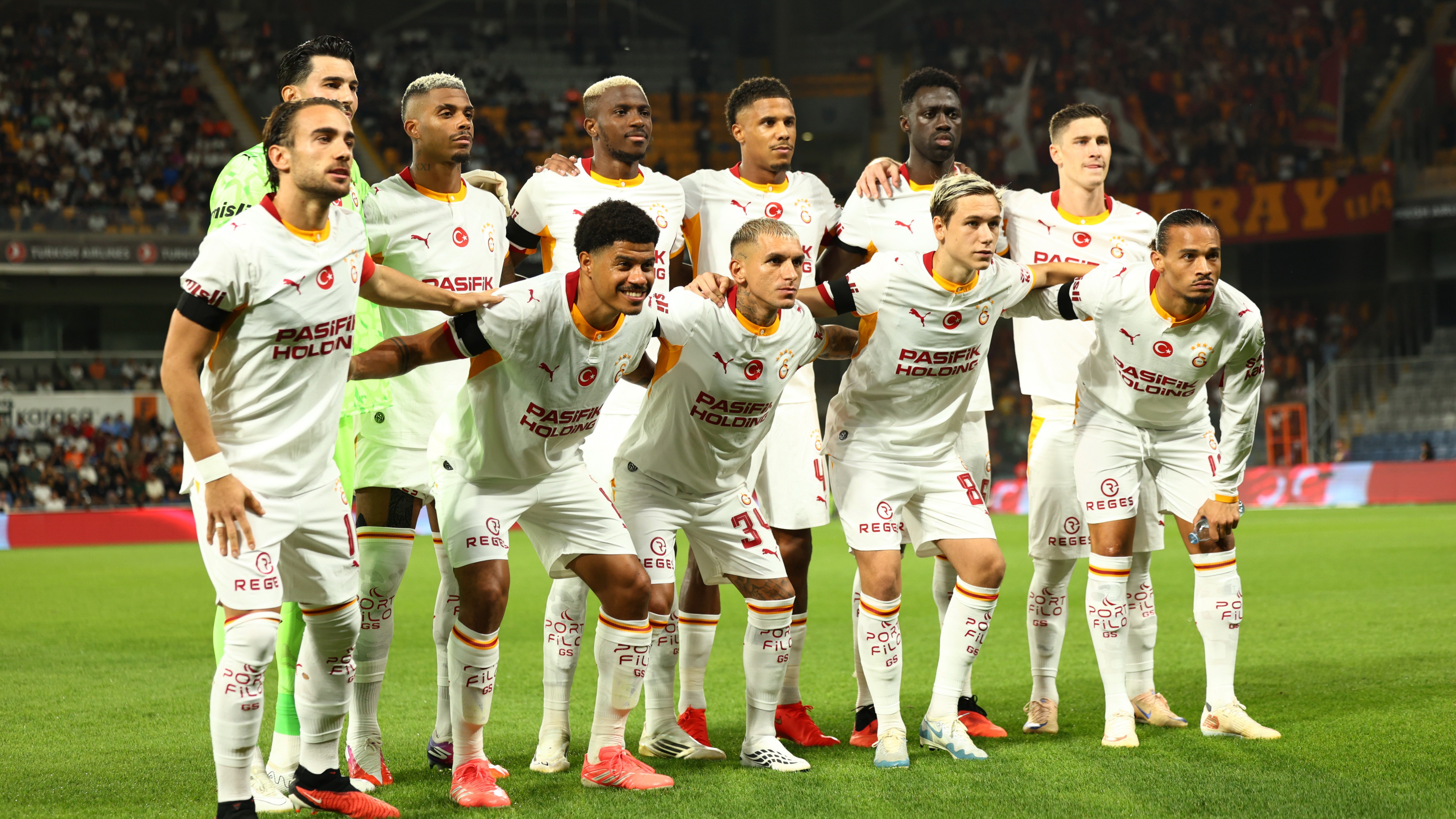 Galatasaray'da Victor Osimhen şoku. Maça devam edemedi